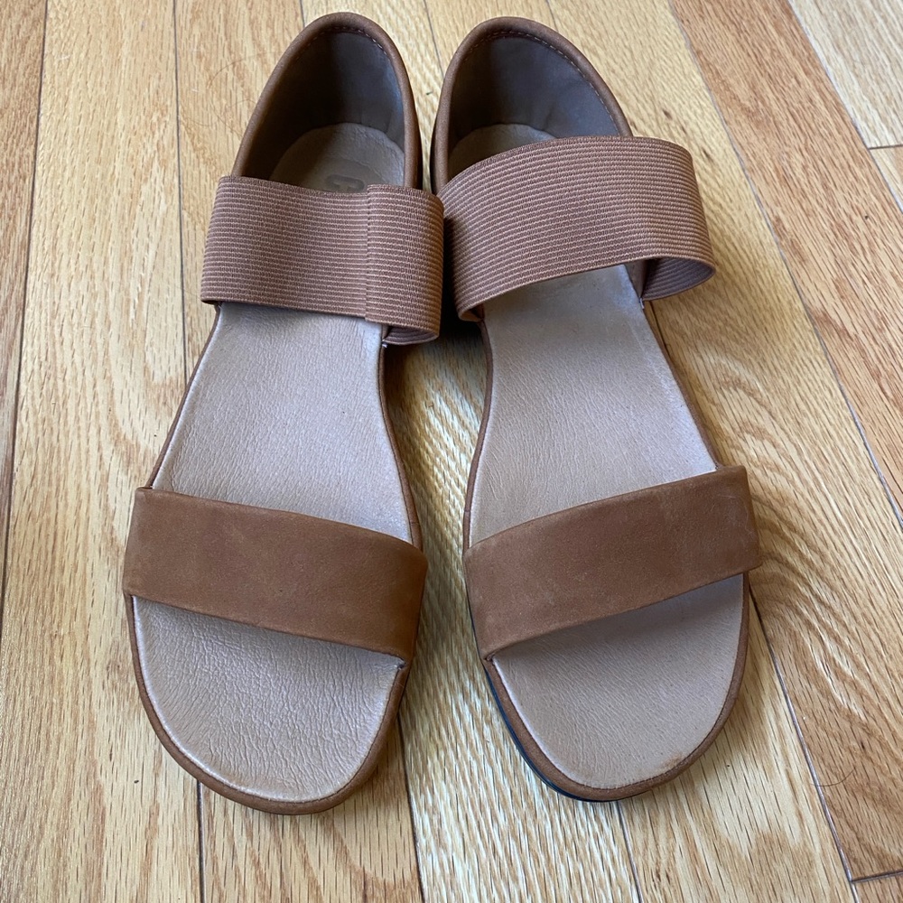 Campers size 38 brand new